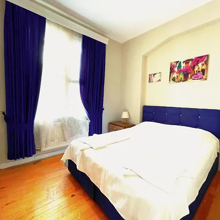 Hkn Large Four-bedroom House In A Location * Istambul